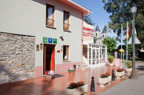 Гостиница Hotel Alvaro frente Palacio-Museo Selgas  Кудильеро